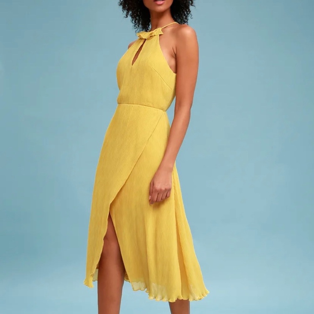Keepsake “Skylines” Yellow Pleated Midi Dress